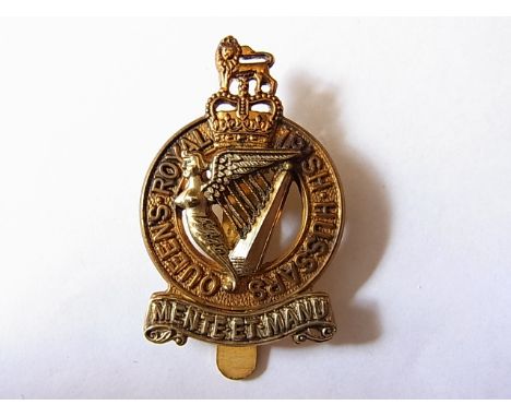 The Queen's Royal Irish Hussars cap badge (Bi-metal, slider) Maker 'AMMO UK' K&K: 1899