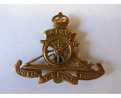 Royal Artillery WWII Beret badge, KC maker Dowler, Birmingham (Gilding-metal, slider) slightly rubbed. K&K: 1936