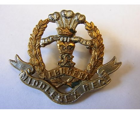 The Middlesex Regiment (Duke of Cambridge's Own) WWI/II Cap badge (Bi-metal, lugs) K&K: 672