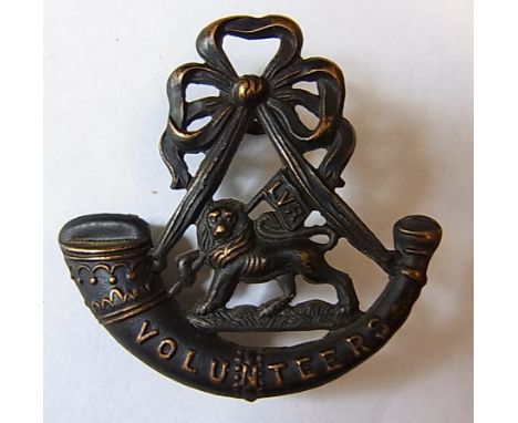 London Volunteer Regiment (Later 4th Battalion) WW1 VTC cap badge (Blackened bras, lugs) a scarce cap badge, K&K: 1652