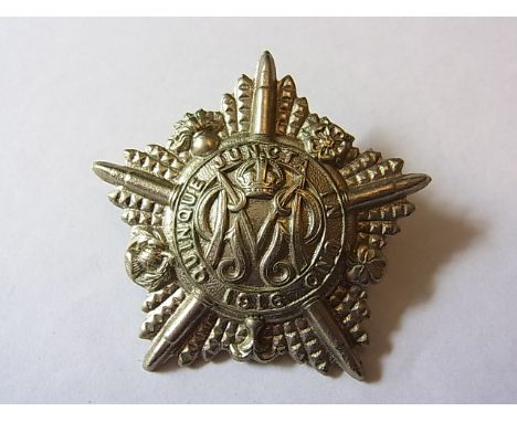 Guards Machine Gun Regiment Officers 1916 cap badge (White Metal) Scarce. K&K: 