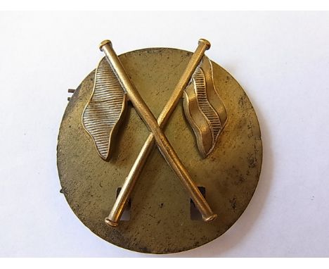 Royal Army Signal's Arm Sleeve badge (Brass, lugs) with brass backing plate. 