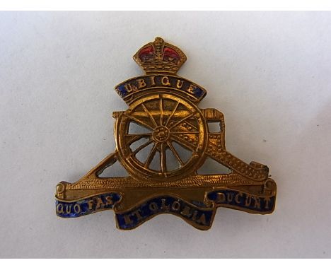 Royal Artillery WWI sweetheart badge, KC (Brass/enamel, brooch fixing) an attractive badge.