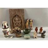 Konvolut Asiatika, darunter Vase, Figuren, Relief, 11 Positionen