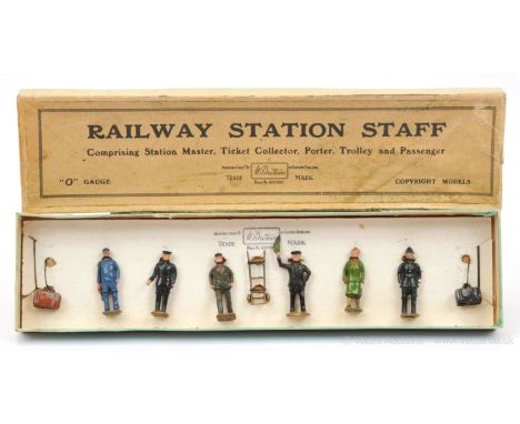 Britains Set 1423 - "O" Gauge scale [42mm] - Railway Station Staff [1936 version] , comprising: Plate Layer, Ticket Collector