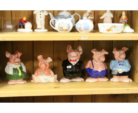 Set of five Wade ceramic Natwest Pig money boxes