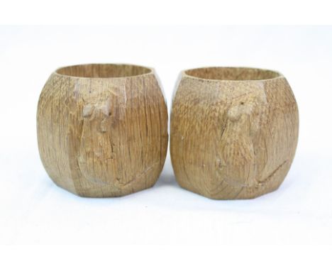 Pair of "Mouseman" carved Oak Napkin rings, each approx 4.5cm diameter