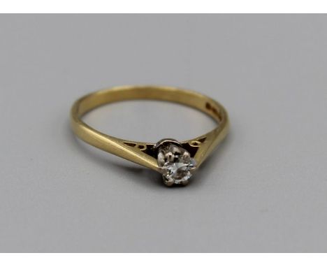 Est 1/4 carat diamond solitaire in vintage raised claw setting. Approx gross weight 2.5gm, size P