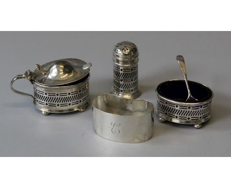 Silver cruet set and napkin ring (hallmarked) gross weight approx. 107gm