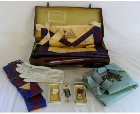 Various Masonic items inc medals & a tested as 14ct gold ring with enamel insignia 