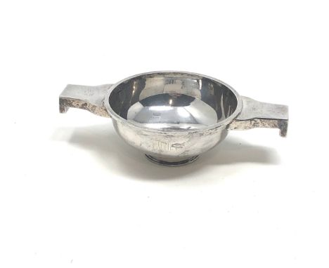 Vintage scottish silver quaich Edinburgh hallmarks by j.ness &amp; sons engraved weight 165g 