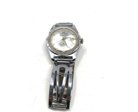 Gents vintage Nelson Supermaster 21 Jewels wristwatch the watch is ticking but no warranty given 