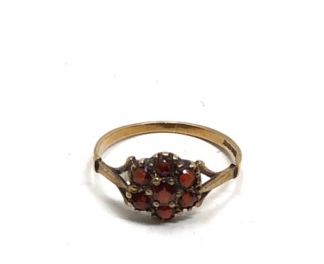 9ct gold vintage garnet cluster dress ring (1.5g) 