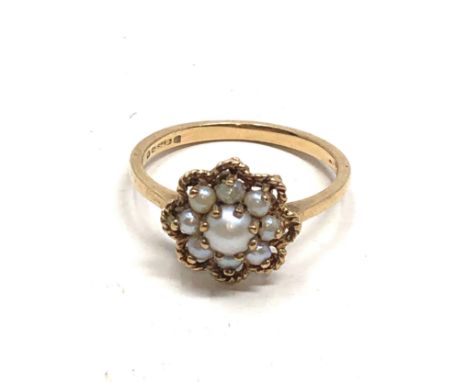 9ct gold vintage pearl cluster dress ring (2g) 