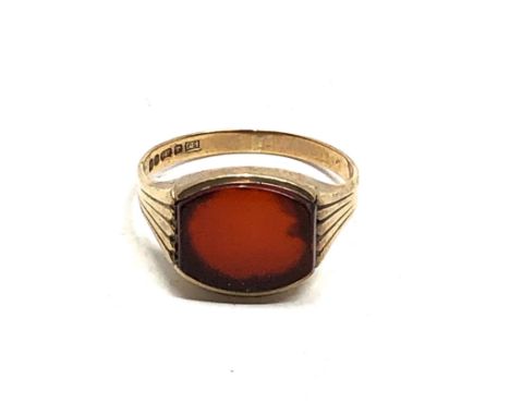 9ct gold vintage carnelian signet ring (2.7g) 