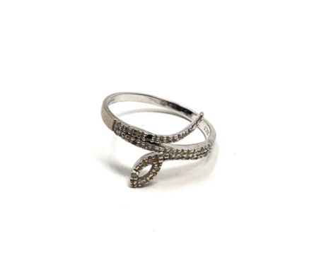 9ct white gold diamond set snake ring missing 1 diamond 