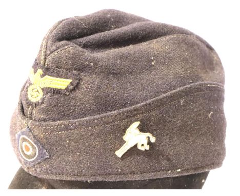WWII German Kriegsmarine other ranks NCOs side cap, complete with the mule pin of the 29 Unterseeboots Flottille made by SHU 