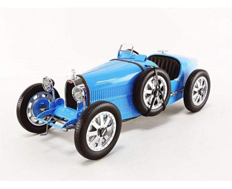 A superb 1/12-scale diecast metal Bugatti Type 35 static model.Manufactured by Norev, number 469/1000 complete with limited e