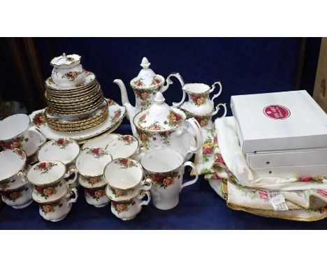 A COLLECTION OF ROYAL ALBERT 'OLD COUNTRY ROSES' tea and coffee wares, with comport and serving wares, and boxed sets of tea 