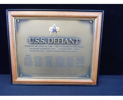 STAR TREK PLAQUE USS DEFIANT