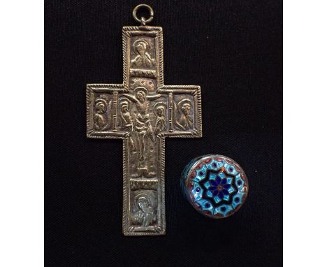 A RUSSIAN WHITE METAL CROSSthe central corpus flanked by Saints 9.5 x 5cm, and a small enamelled silver box (2)