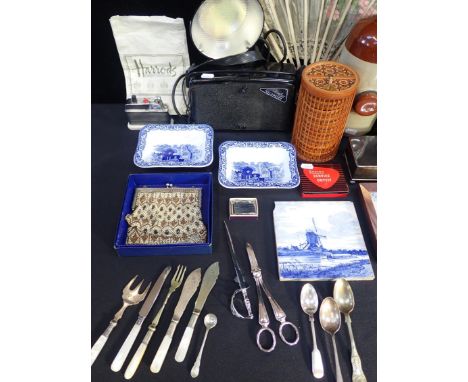 A FRAMED DELFT TILE, AND OTHER COLLECTIBLESincluding a 'Mecablitz', a mesh evening bag, binoculars, silver-plated items etc