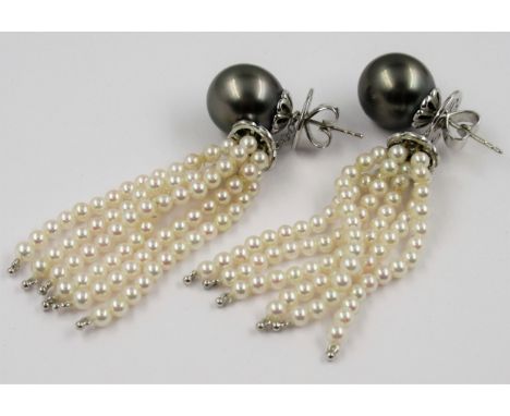 Pair of 18ct white gold (750 mark) black pearl earrings with detachable multiple seed pearl drops, the black pearls of approx