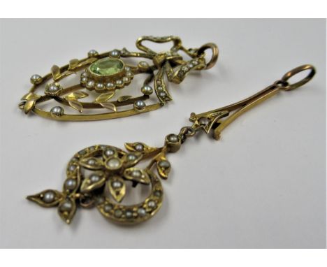Edwardian seed pearl and peridot set pendant, together with another seed pearl pendant 