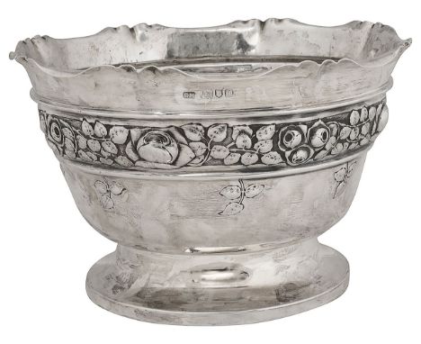 An Edwardian silver rose bowlLondon, 1909, Harrison Brothers &amp; Howsonof tapering form with petal edged rim and embossed w