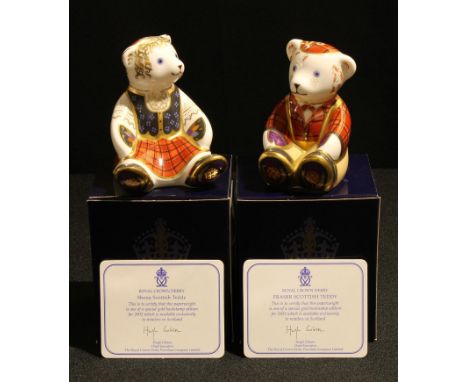 A Royal Crown Derby paperweight, Shona Scottish Teddy,  gold backstamp special edition 2002, 8.5cm, gold stopper, certificate