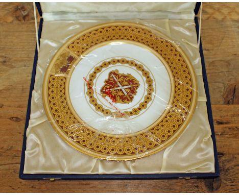 A boxed Spode collector's plate, limited edition number 833 / 2500.  