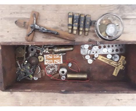 A vintage oblong wooden box Kraft Cheese, Montreal Canada, of small collectables to include bullets, buttons, brass lighter, 