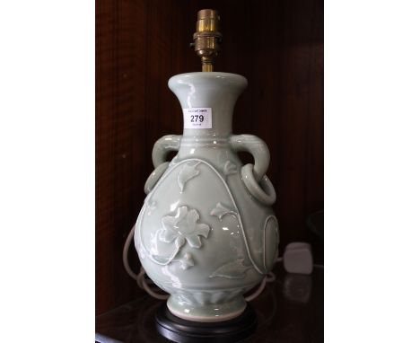 AN ORIENTAL CELADON STYLE LAMP H 34 CM