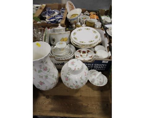 A TRAY OF ASSORTED CERAMIC TO INCLUDE ROYAL WORCESTER TOGETHER WITH THREE PIECES OF WEDGWOOD ROSEHIP INC A GINGER JAR