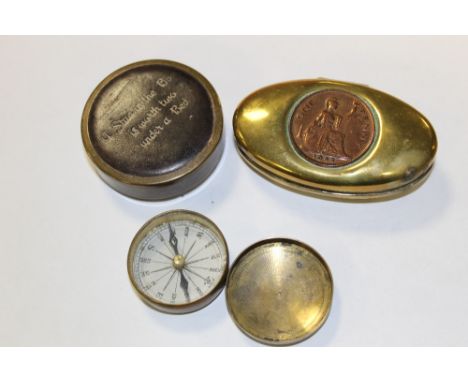 A VINTAGE BRASS SNUFF BOX WITH PENNY INSERT TO LID, TOGETHER WITH A STUD BOX AND A VINTAGE COMPASS (3) 