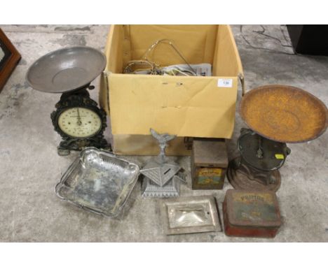 A BOX OF METALWARE TO INCLUDE A VINTAGE SALTER SCALE, PRIMUS NO.70 CAMPING LAMP ETC 