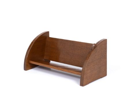 Robert Thompson of Kilburn (1876-1955) Mouseman book trough, circa 1960s oak carved mouse signature 45 x 20 x 20cm.