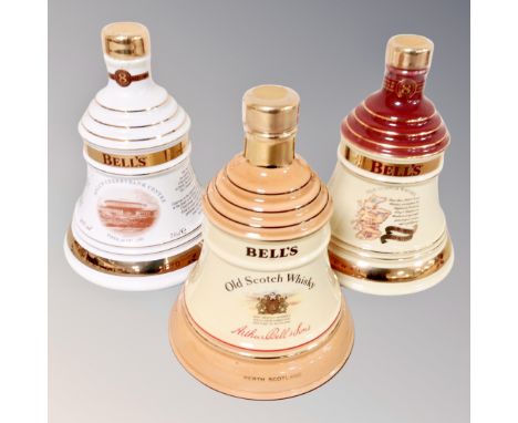 Three Wade Bell's Scotch whisky commemorative decanters : Christmas 1997, 2000, one other, 70 and 75 cl, sealed 