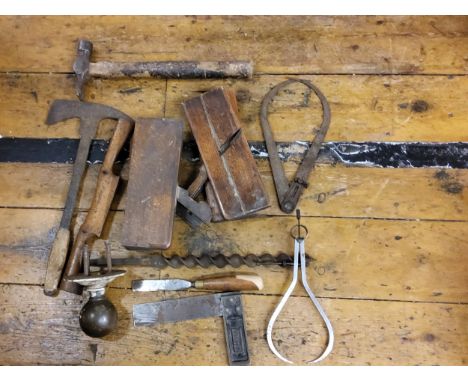 Wood Working Tools - planes, hammer, Rabone angle;&nbsp; brass handle;&nbsp; etc 
