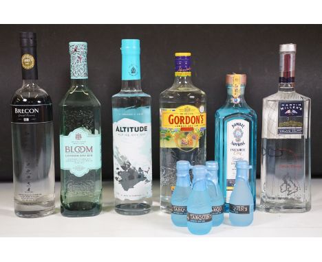 Alcohol - Six 700ml / 70cl bottles of gin to include Bombay Sapphire Premier Cru Murcian Lemon London Dry Gin, Brecon Special