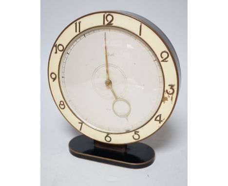 A Kienzle Art Deco style eight day mantel clock, 25cm
