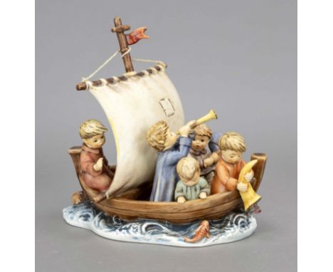 Große Hummelfigur, Goebel, Land in Sicht, Limited Edition No. 23.644 von 30.000, 1988, sign., fünf Kinder auf einem Segelboot
