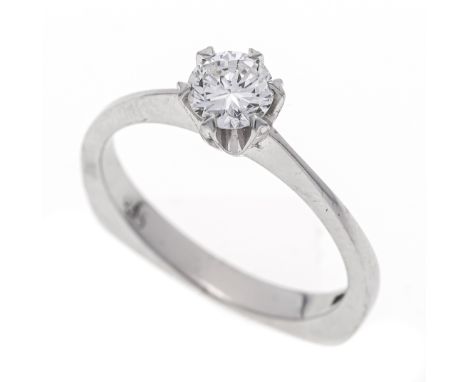 Brillant-Ring WG 750/000 mit einem Brillanten 0,55 ct (gestempelt) W/VS-SI, RG 55, 4,1 g