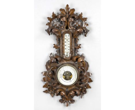 Wandbarometer um 1900, durchbrochen beschnitzte Holzplinthe mit Barometer und Thermometer (mit Queckslilbersäule), leicht ber