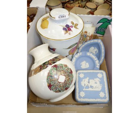Mixed china to include Royal Worcester Evesham biscuit barrel, Wedgwood Jasperware, Galway, etc.