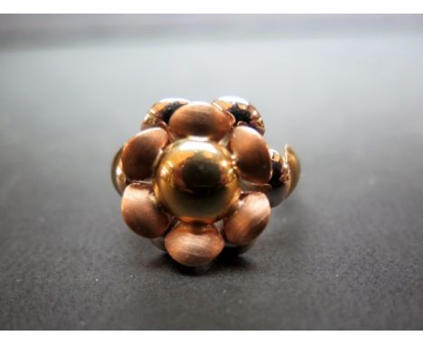 A 9ct tri-colour gold flower ring - Hallmarked Birmingham - Ring size N - Weight approx 3.3gms
Condition Report: Good