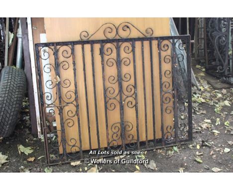 DECORATIVE WROUGHT IRON GATE, 1170 X 980