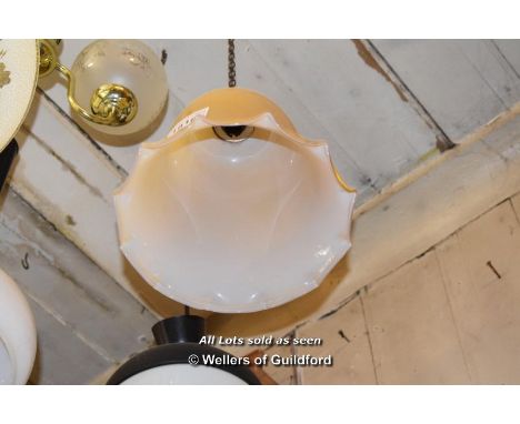 SIMPLE LIGHT FITTING WITH FROSTED GLASS SHADE