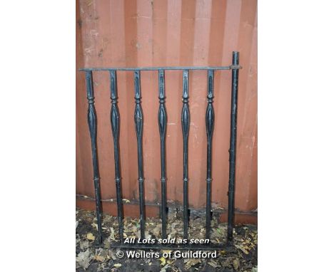 DECORATIVE CAST IRON RAILING, 800 X 1000