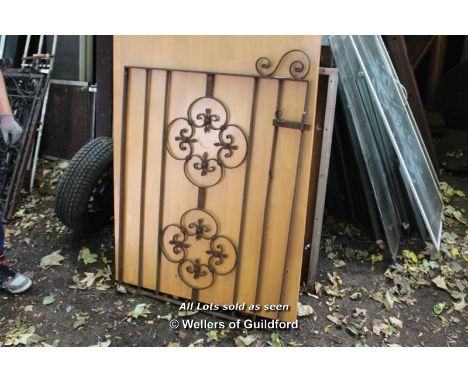 DECORATIVE WROUGHT IRON GATE, 830 X 1170